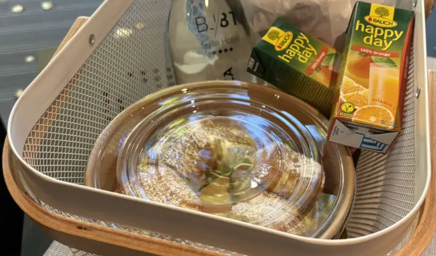 BJ81 Suite Hotel Si�fok - M�rcius 15. (min. 3 �j)