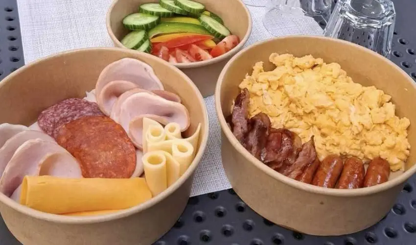 BJ81 Suite Hotel Si�fok - M�rcius 15. (min. 3 �j)