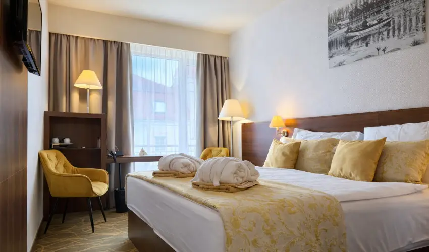 Bonvital Wellness & Gastro Hotel H�v�z H�v�z - M�rcius 15. (min. 2 �j)