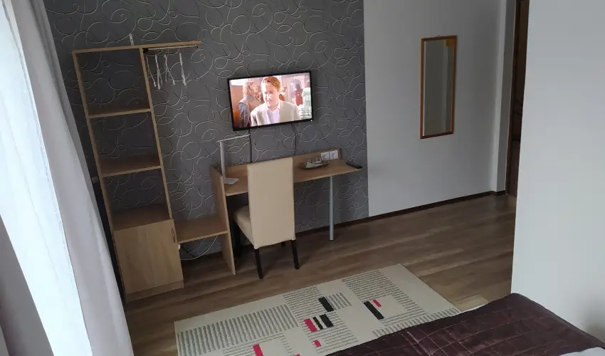 Bor�ka Panzi� Par�df�rd� - M�rcius 15. (min. 3 �j)