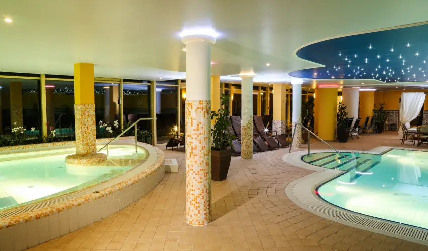 Calimbra Konferencia & Wellness Hotel Miskolctapolca - M�rcius 15-e �nnep �s wellness