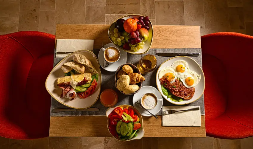 Cardoner Hotel Pilisszentkereszt - M�rcius 15. - teljes el�refizet�ssel (min. 2 �j)