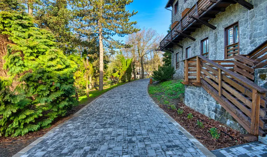 Cardoner Hotel Pilisszentkereszt - M�rcius 15. - teljes el�refizet�ssel (min. 2 �j)