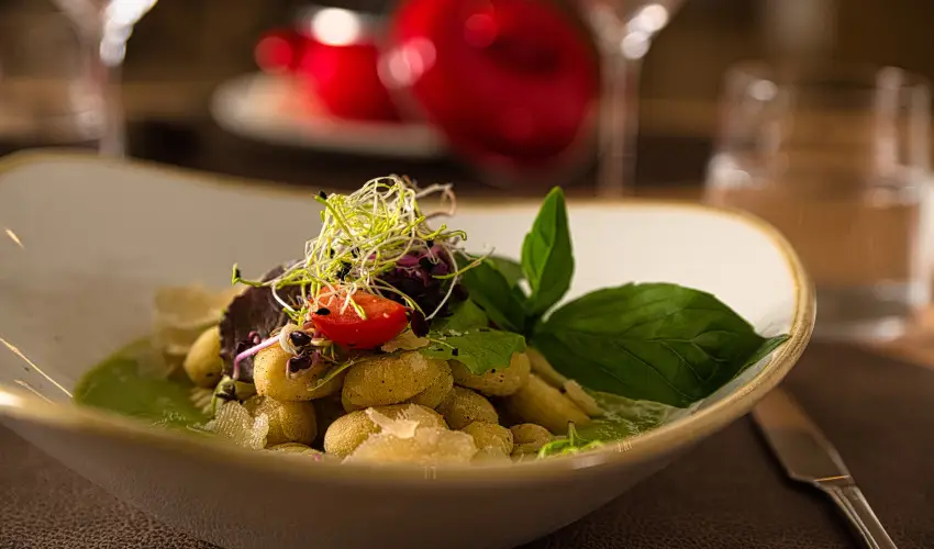 Cardoner Hotel Pilisszentkereszt - M�rcius 15. - teljes el�refizet�ssel (min. 2 �j)