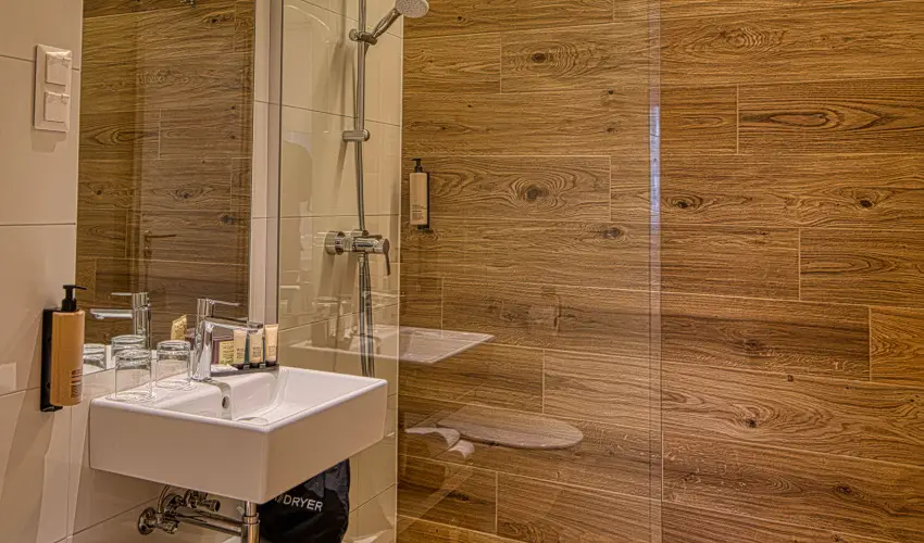 Cardoner Hotel Pilisszentkereszt - M�rcius 15. - teljes el�refizet�ssel (min. 2 �j)