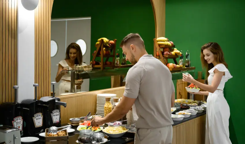 Cardoner Hotel Pilisszentkereszt - M�rcius 15. - teljes el�refizet�ssel (min. 2 �j)