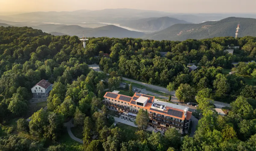 Cardoner Hotel Pilisszentkereszt - M�rcius 15. - teljes el�refizet�ssel (min. 2 �j)