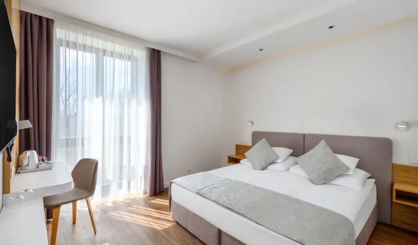 Cardoner Hotel Pilisszentkereszt - M�rcius 15. - teljes el�refizet�ssel (min. 2 �j)