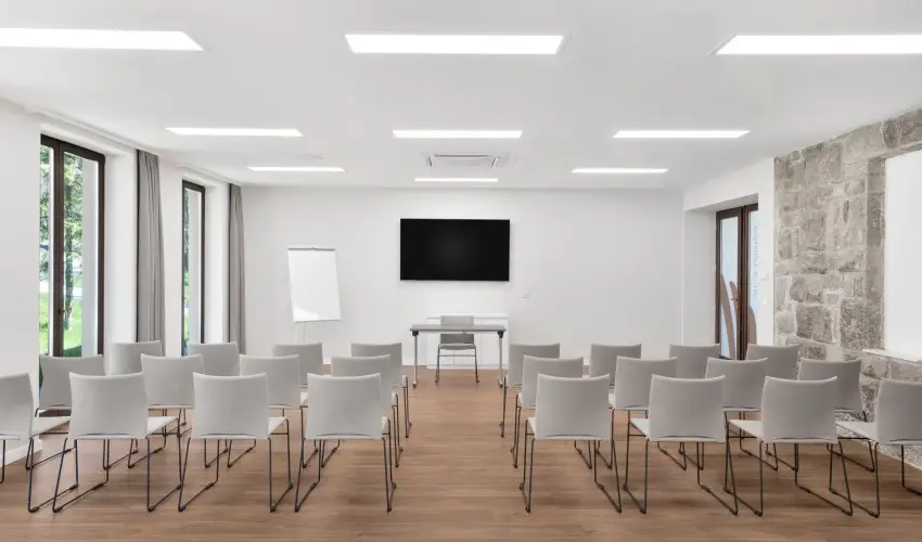 Cardoner Hotel Pilisszentkereszt - M�rcius 15. - teljes el�refizet�ssel (min. 2 �j)