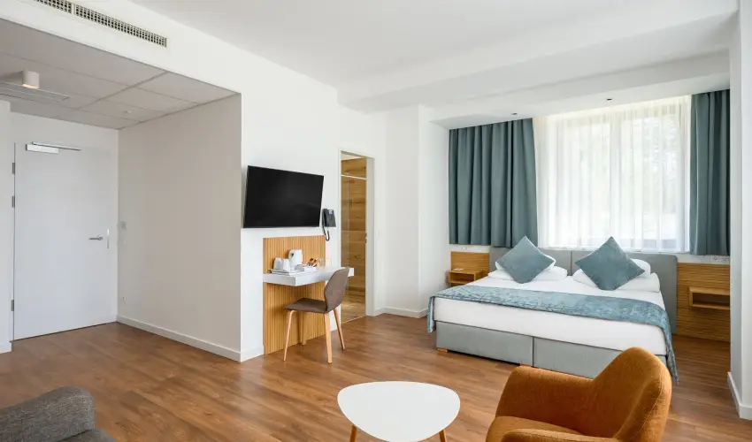 Cardoner Hotel Pilisszentkereszt - M�rcius 15. - teljes el�refizet�ssel (min. 2 �j)