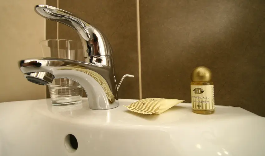 Central Hotel 21 Budapest - M�rcius 15. - teljes el�refizet�ssel (min. 2 �j)