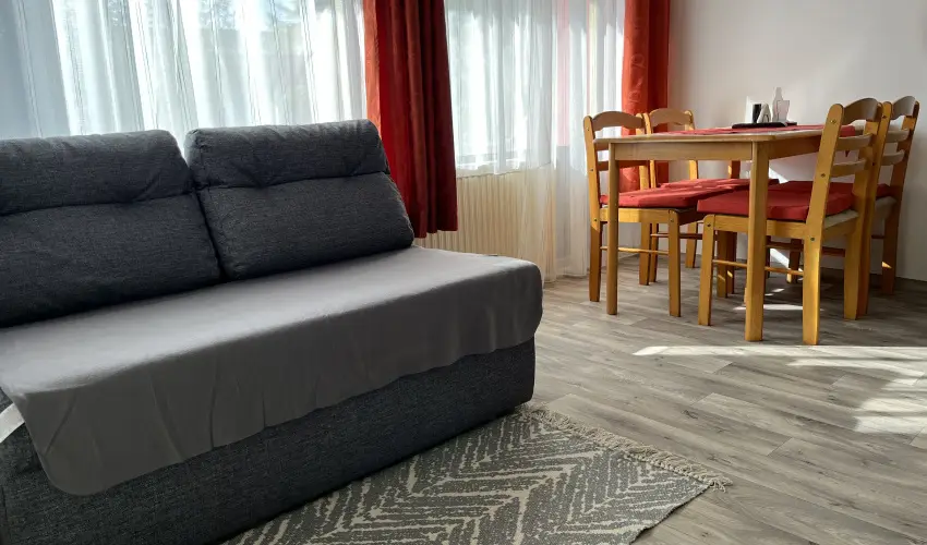 Centroom Apartman Dunaf�ldv�r - M�rcius 15.