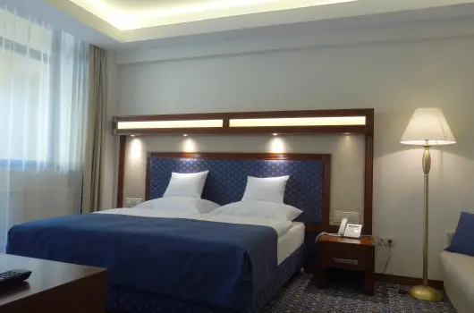 Centrum Hotel - M�rcius 15. 