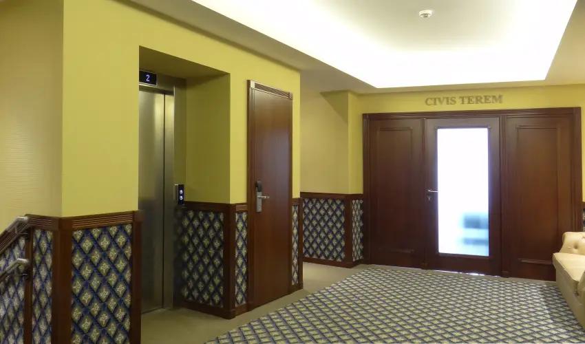 Centrum Hotel Debrecen - M�rcius 15. 