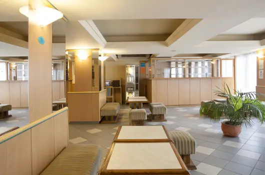 City Hotel M�ty�s - M�rcius 15.  (min. 3 �j)