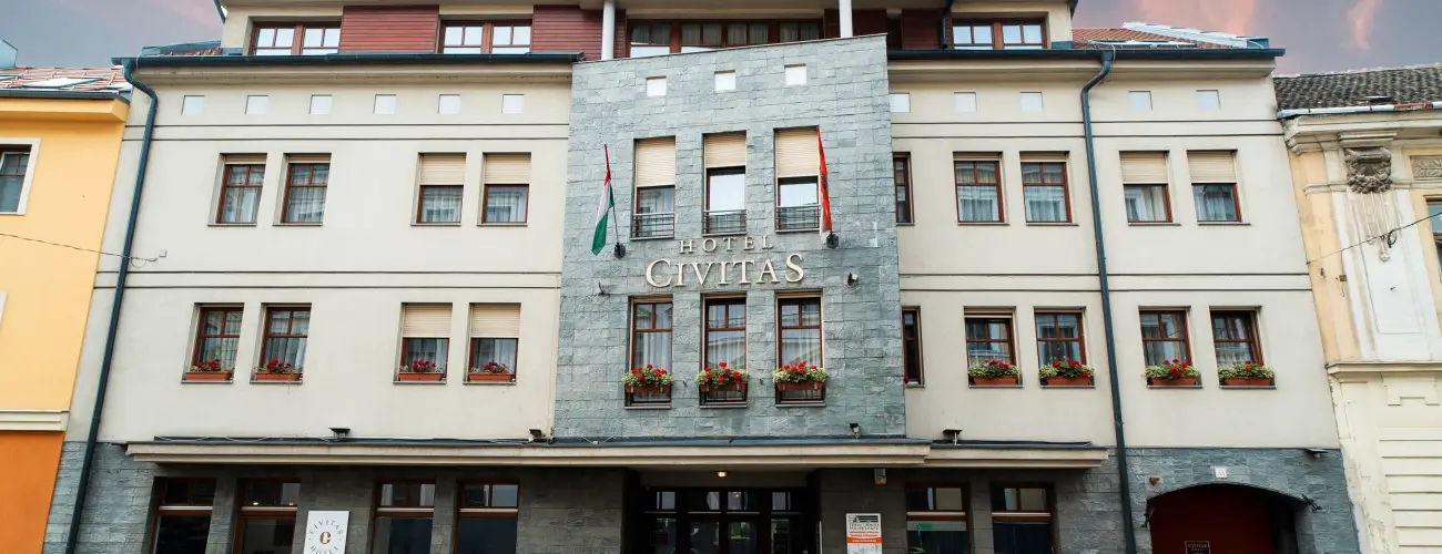 Hotel Civitas Sopron - Mrcius 15. - teljes elrefizetssel (min. 1 j)