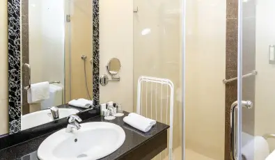 Colosseum Wellness Hotel M�rahalom
