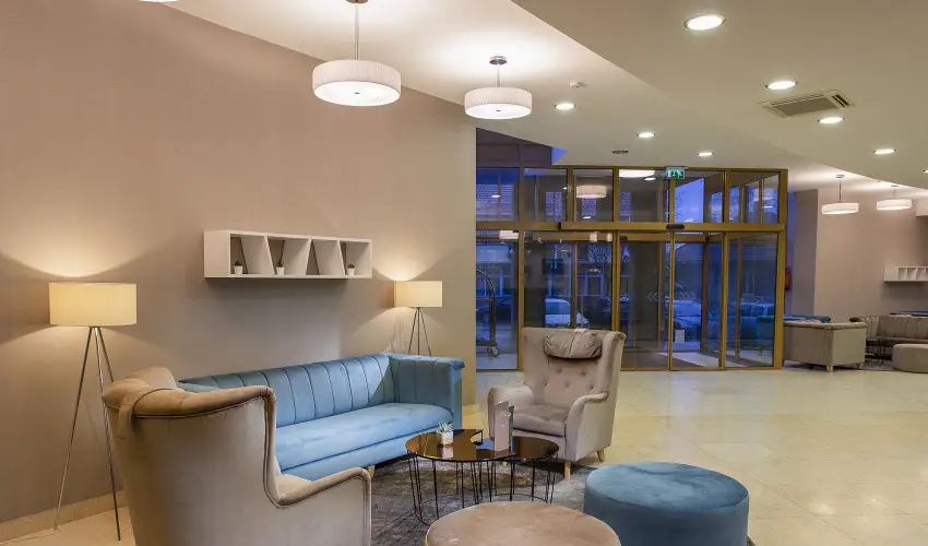 Colosseum Wellness Hotel M�rahalom - M�rcius 15. 