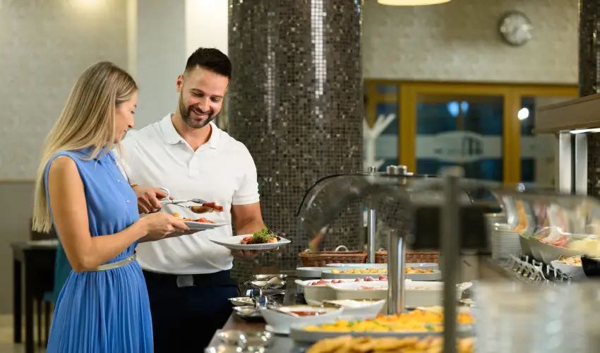 Colosseum Wellness Hotel M�rahalom - M�rcius 15. 