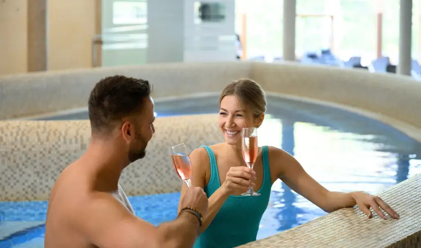 Colosseum Wellness Hotel M�rahalom - M�rcius 15. 
