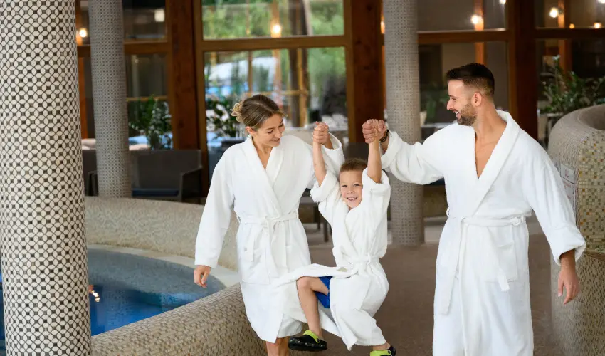 Colosseum Wellness Hotel M�rahalom - M�rcius 15. 