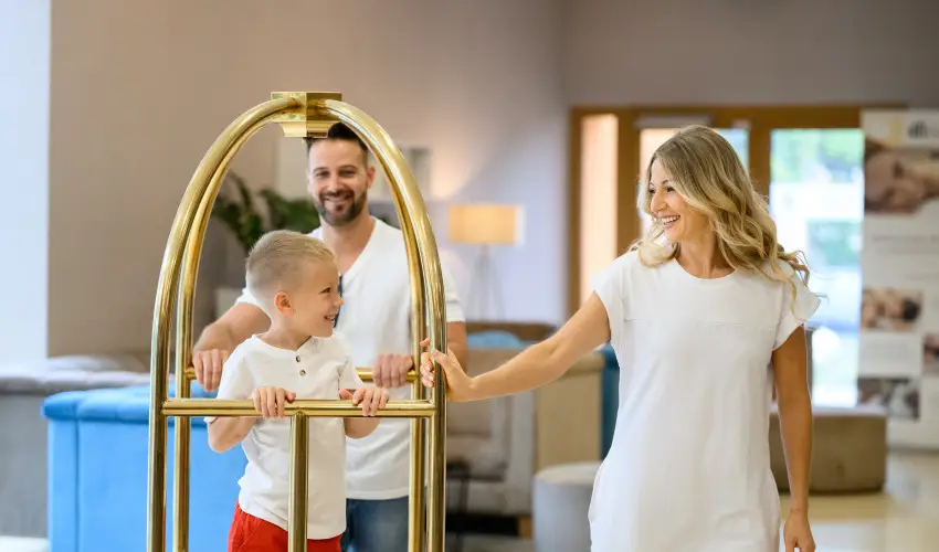Colosseum Wellness Hotel M�rahalom - M�rcius 15. 