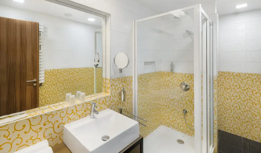 Corso Hotel P�cs P�cs - M�rcius 15. 