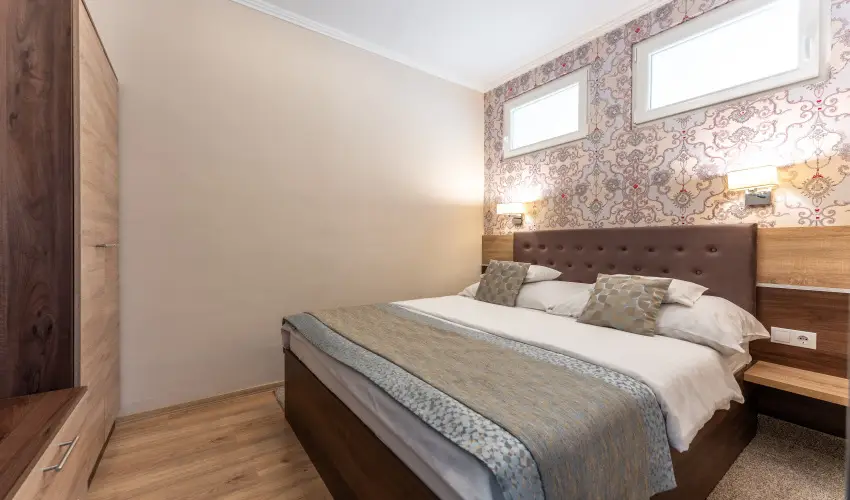 Solaris Apartman & Resort Cserkesz�l� - M�rcius 15. 