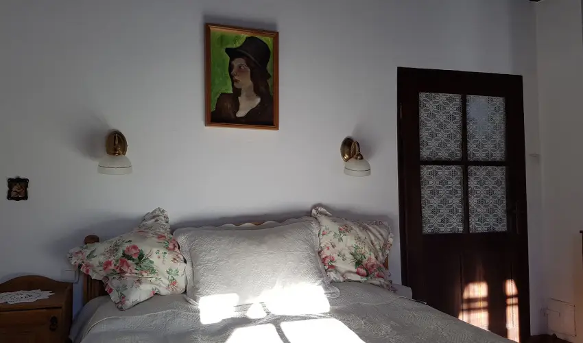 Czir�ka Vend�gh�z Tolcsva - M�rcius 15.  (min. 2 �j)