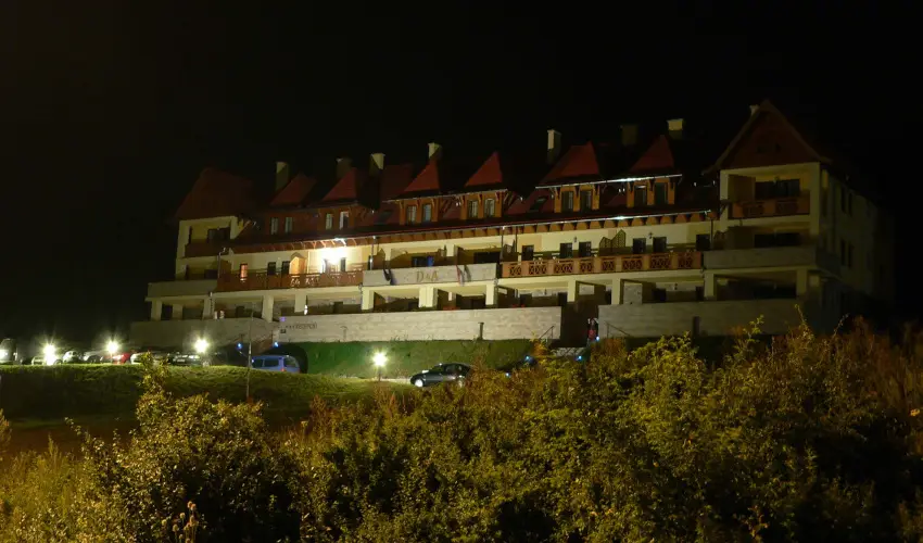 D&A Apartmanh�z Egerszal�k - M�rcius 15. 