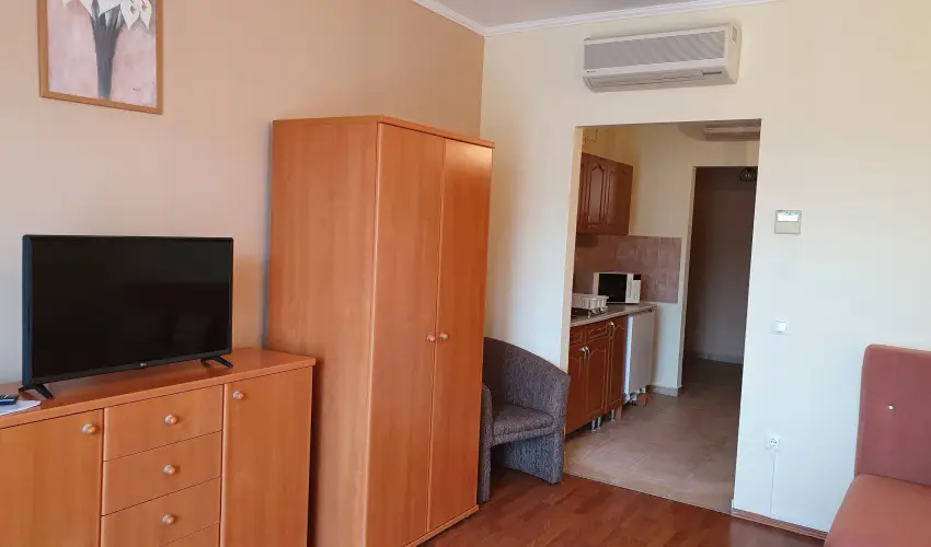 D&A Apartmanh�z Egerszal�k - M�rcius 15. 