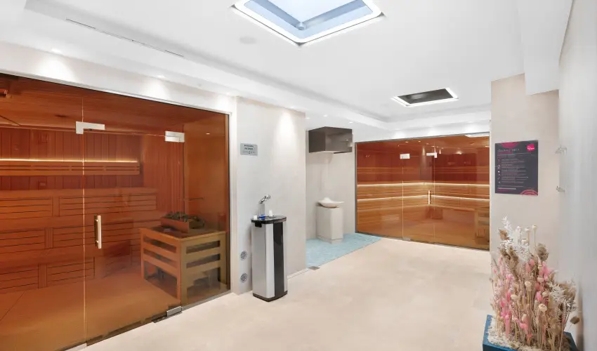 Danubius Hotel B�k B�k, B�kf�rd� - M�rcius 15. 