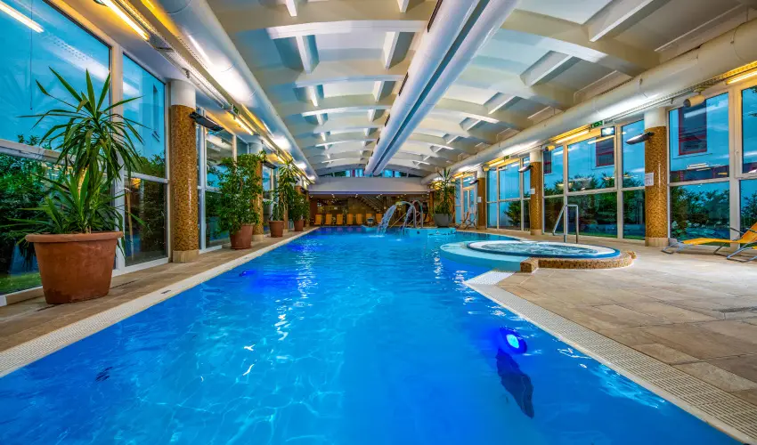 Dr�va Hotel Thermal Resort Hark�ny - M�rcius 15.