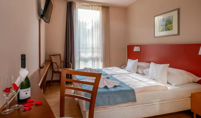 Dr�va Hotel Thermal Resort Hark�ny - M�rcius 15.
