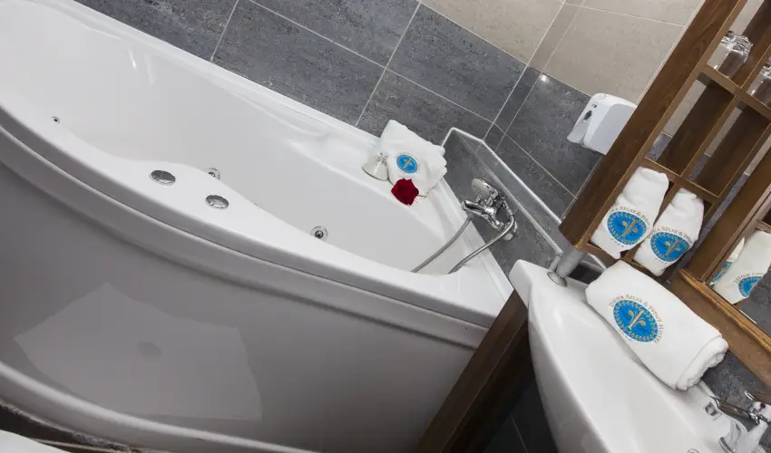 Duna Relax Hotel R�ckeve - M�rcius 15. (min. 2 �j)