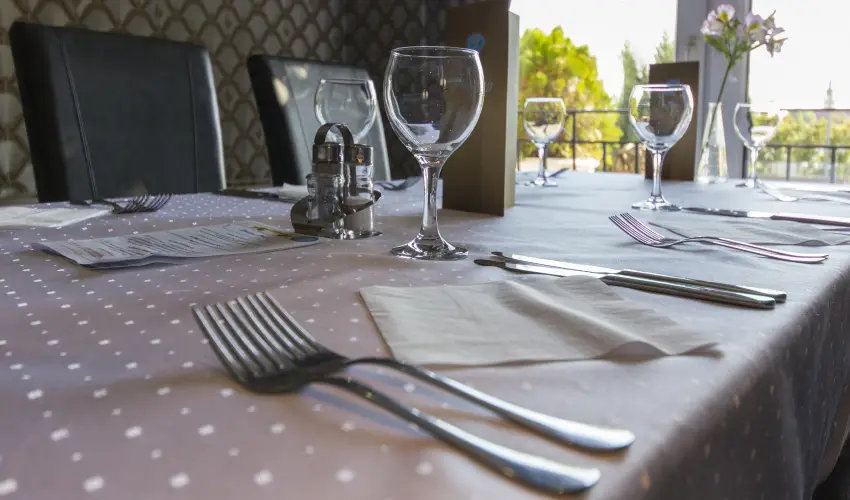 Duna Relax Hotel R�ckeve - M�rcius 15. (min. 2 �j)