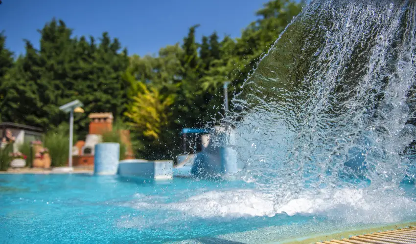 Duna Relax Hotel R�ckeve - M�rcius 15. (min. 2 �j)