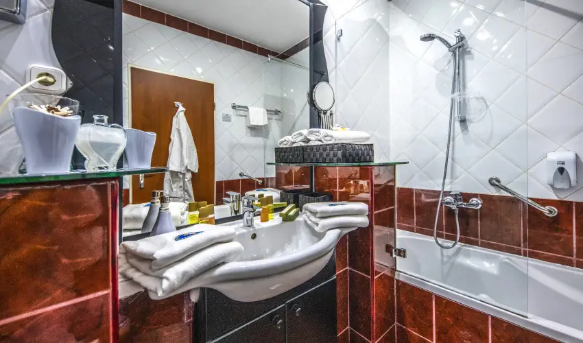 Duna Relax Hotel R�ckeve - M�rcius 15. (min. 2 �j)