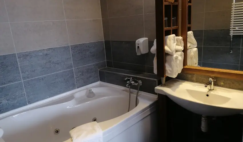 Duna Relax Hotel R�ckeve - M�rcius 15. (min. 2 �j)