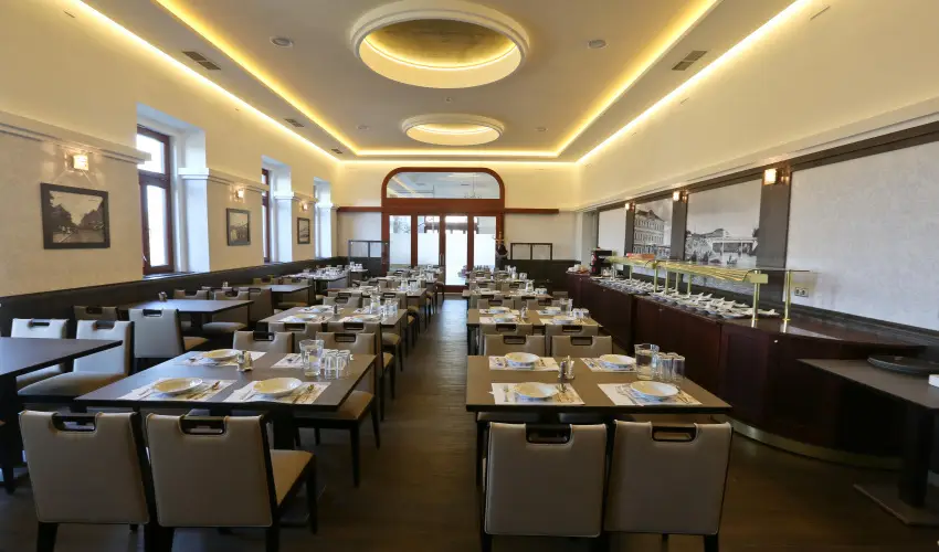 Duna Wellness Hotel Baja - M�rcius 15. 