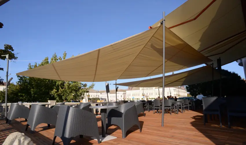 Duna Wellness Hotel Baja - M�rcius 15. 