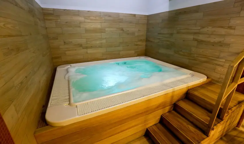 Duna Wellness Hotel Baja - M�rcius 15. 