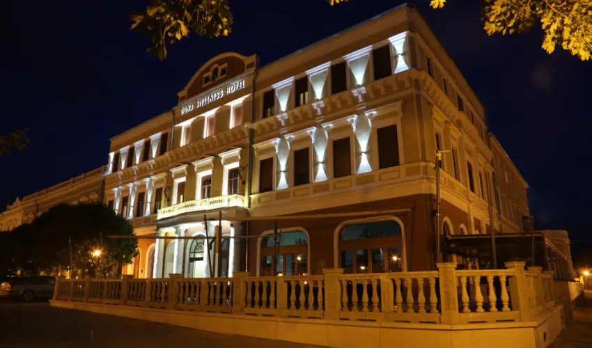 Duna Wellness Hotel Baja - M�rcius 15. 