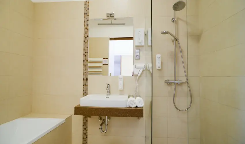 Duna Wellness Hotel Baja - M�rcius 15. 