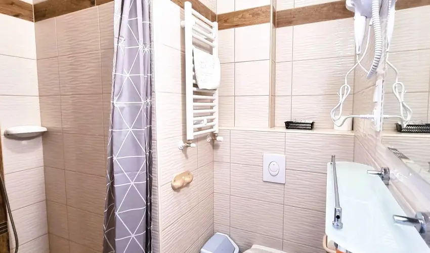 Duna-Beach Apartman Kimle - M�rcius 15. (min. 2 �j)