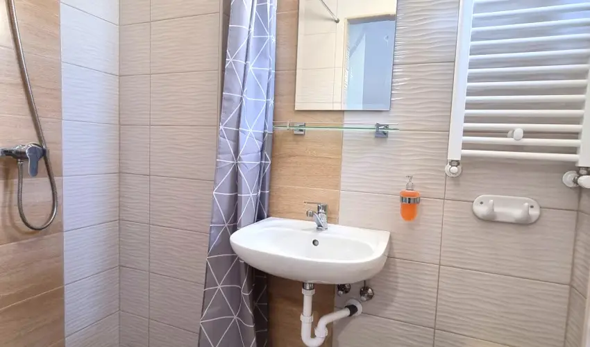 Duna-Beach Apartman Kimle - M�rcius 15. (min. 2 �j)