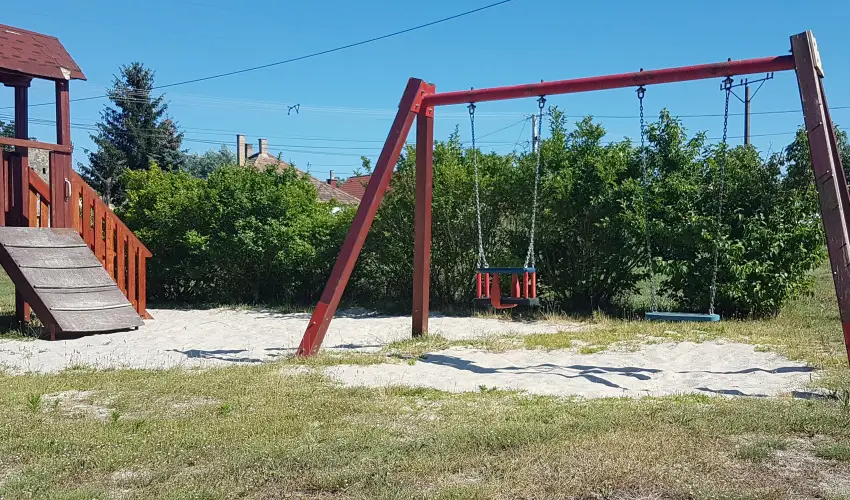 Duna-Beach Apartman Kimle - M�rcius 15. (min. 2 �j)