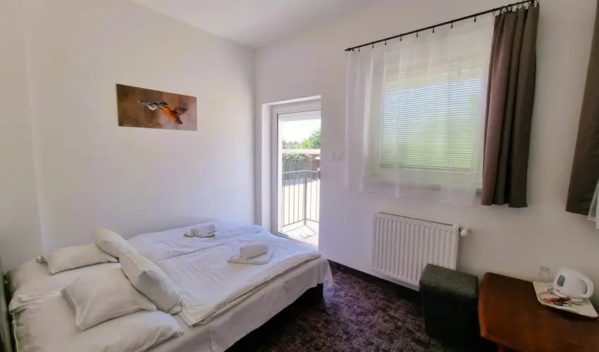 Duna-Beach Apartman Kimle - M�rcius 15. (min. 2 �j)