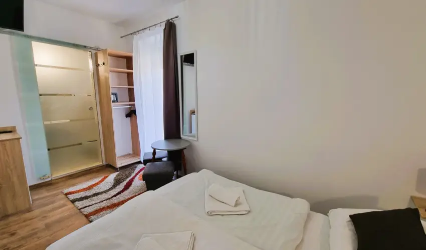 Duna-Beach Apartman Kimle - M�rcius 15. (min. 2 �j)