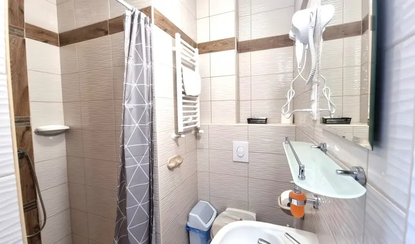 Duna-Beach Apartman Kimle - M�rcius 15. (min. 2 �j)